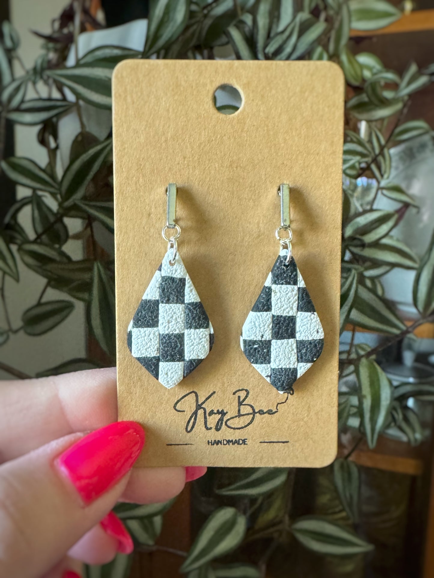 Checkered Diamonds