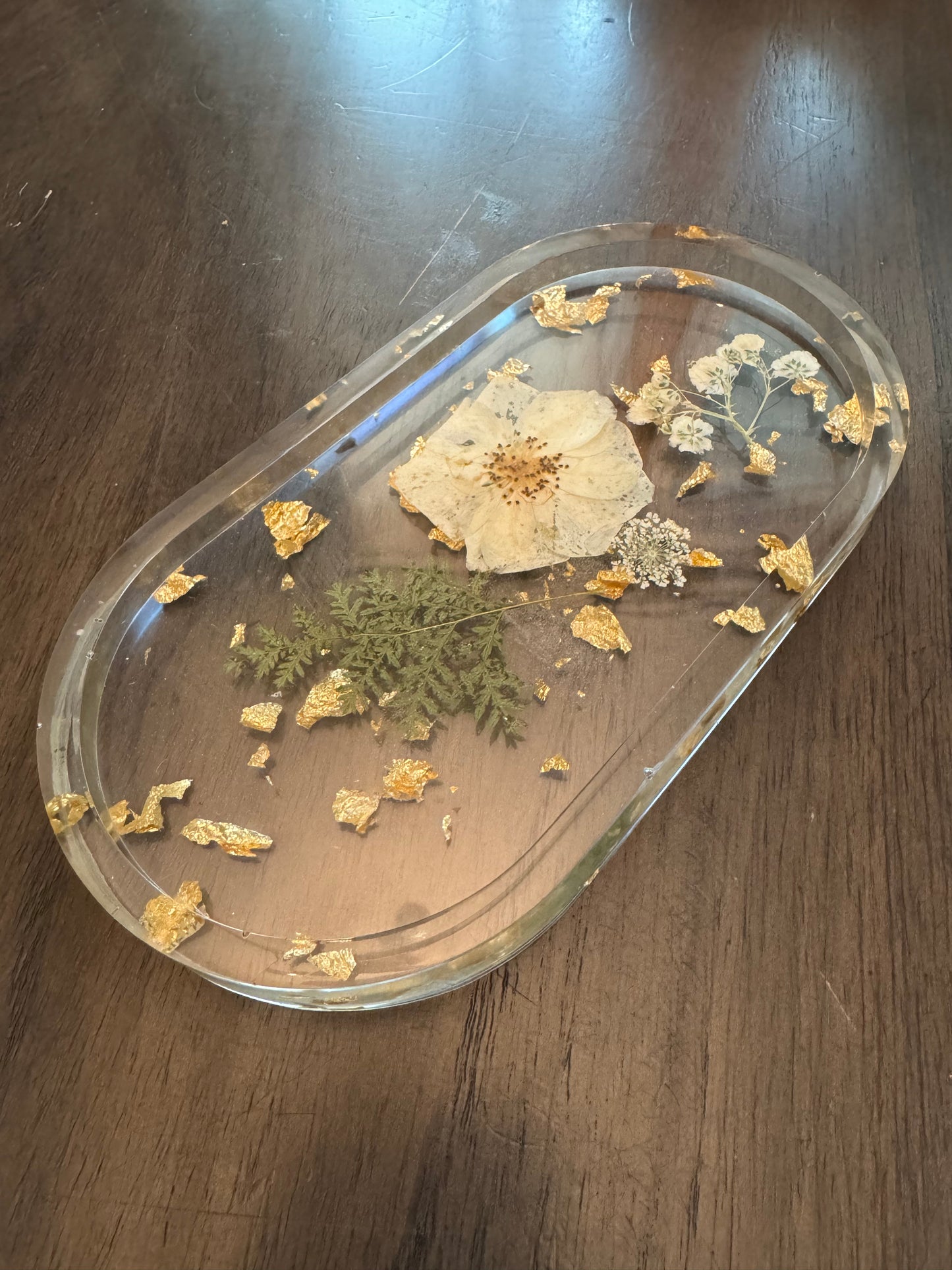 White and Gold Leaf Ring Tray