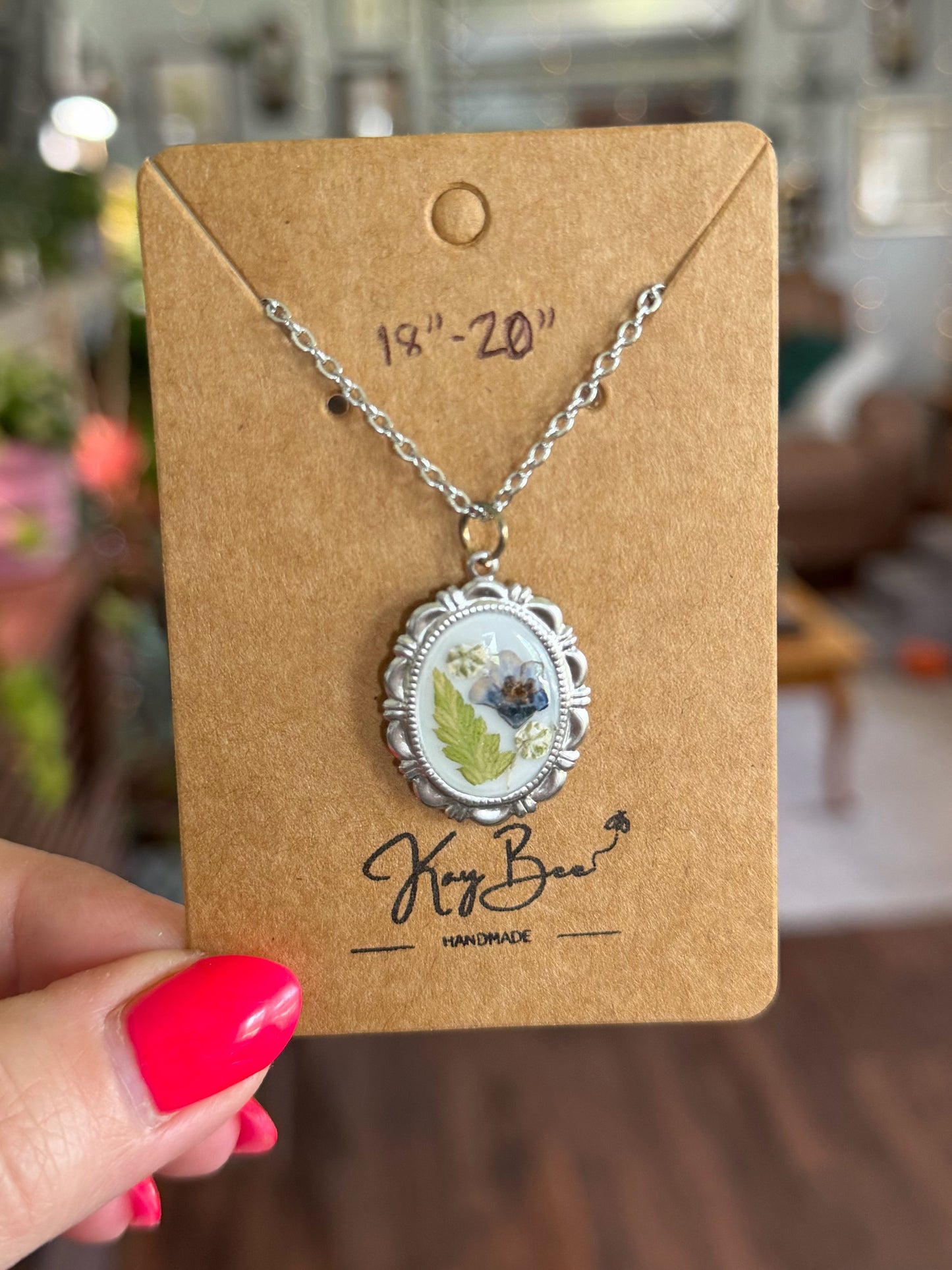 Scalloped Silver Oval Necklace