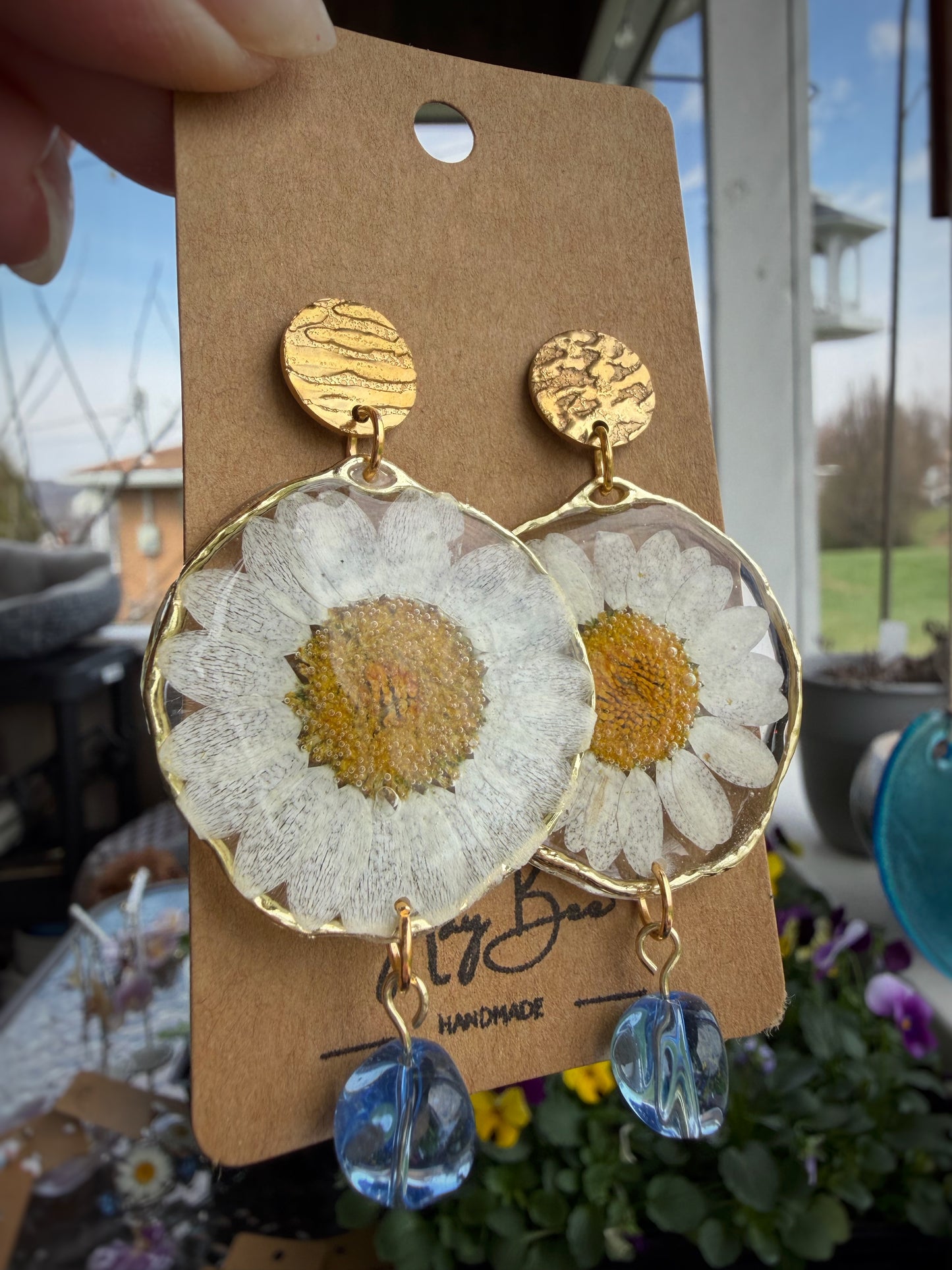Dried Daisy Earrings