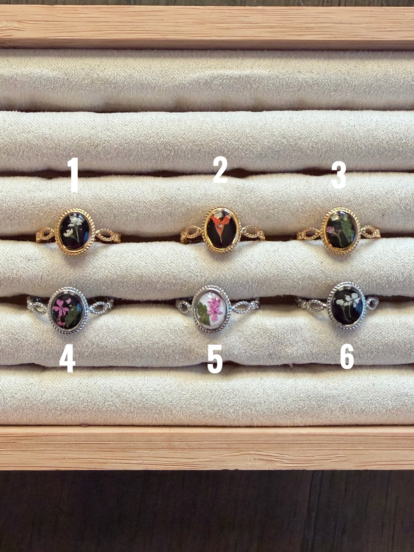 Iris Adjustable Ring