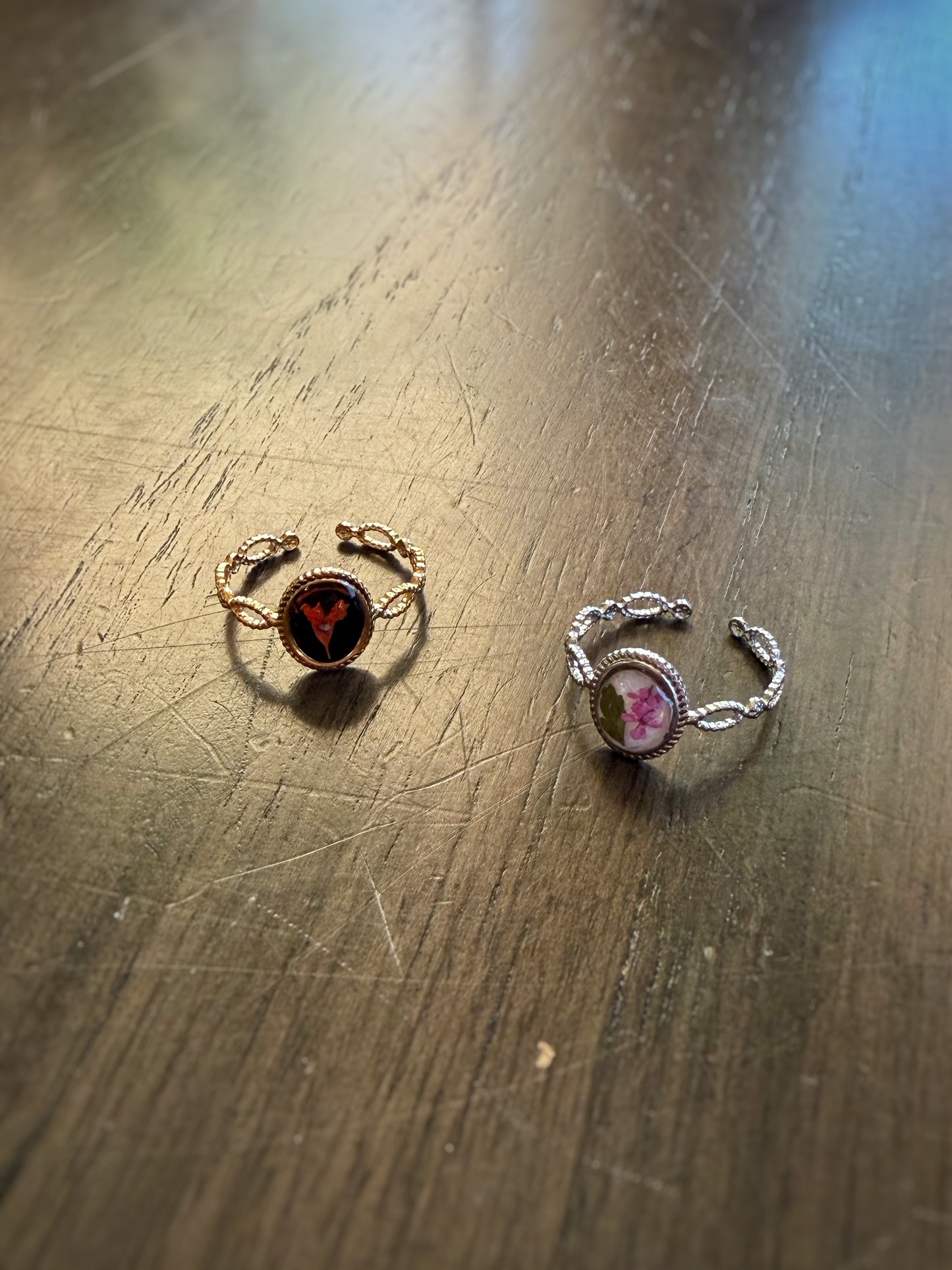 Iris Adjustable Ring