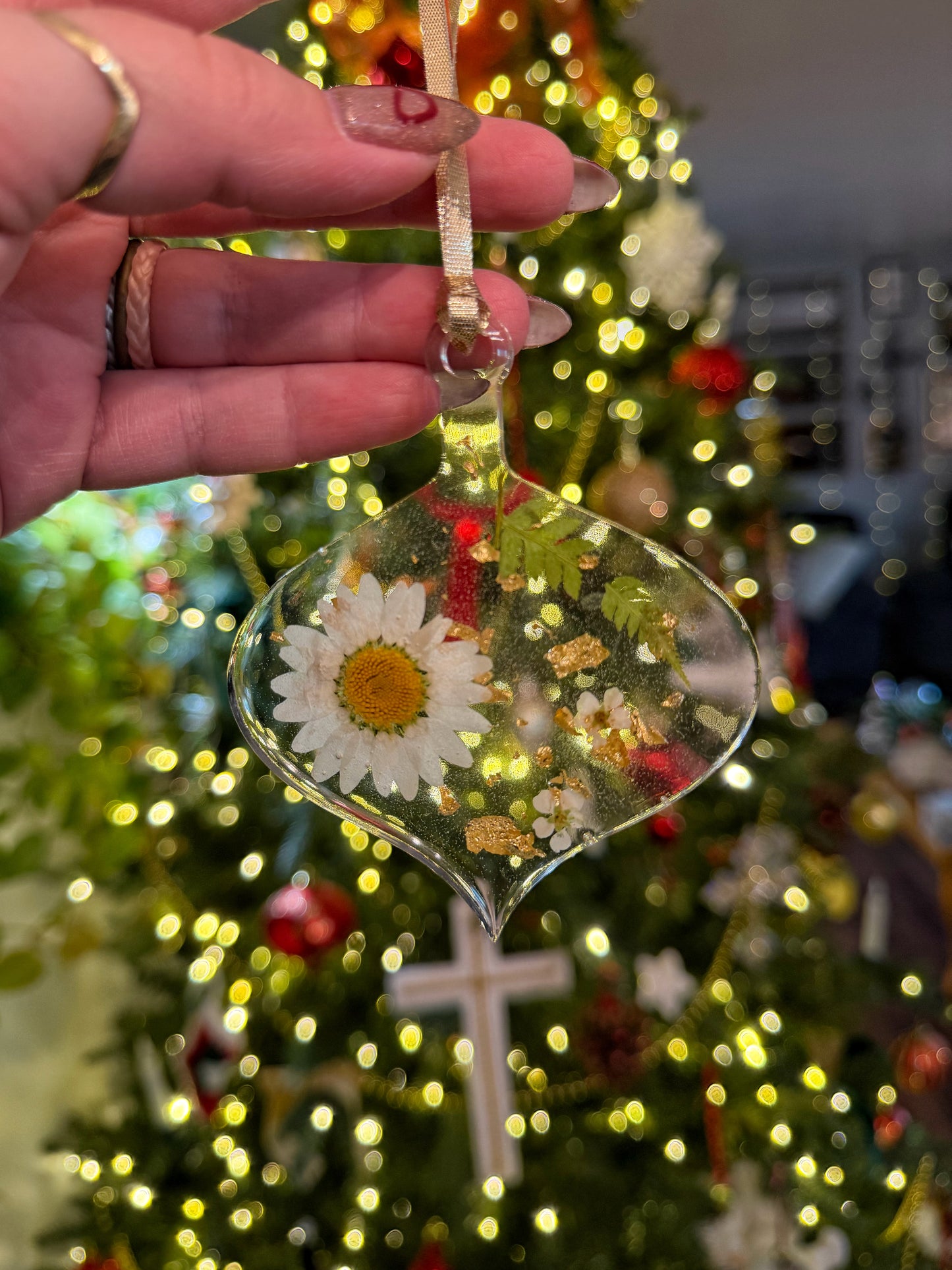 Daisy Ornament