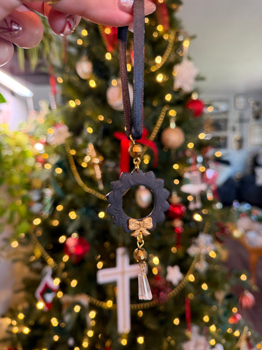 Black Wreath Ornament