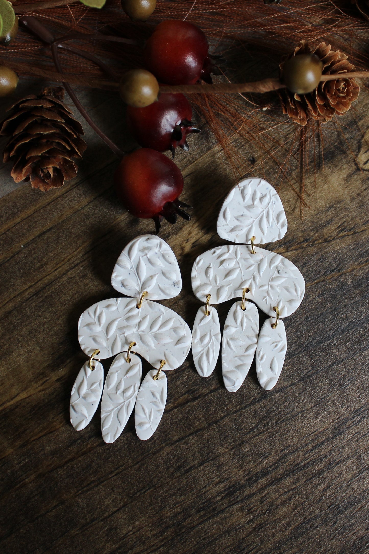 White Leafy Triple Dangle