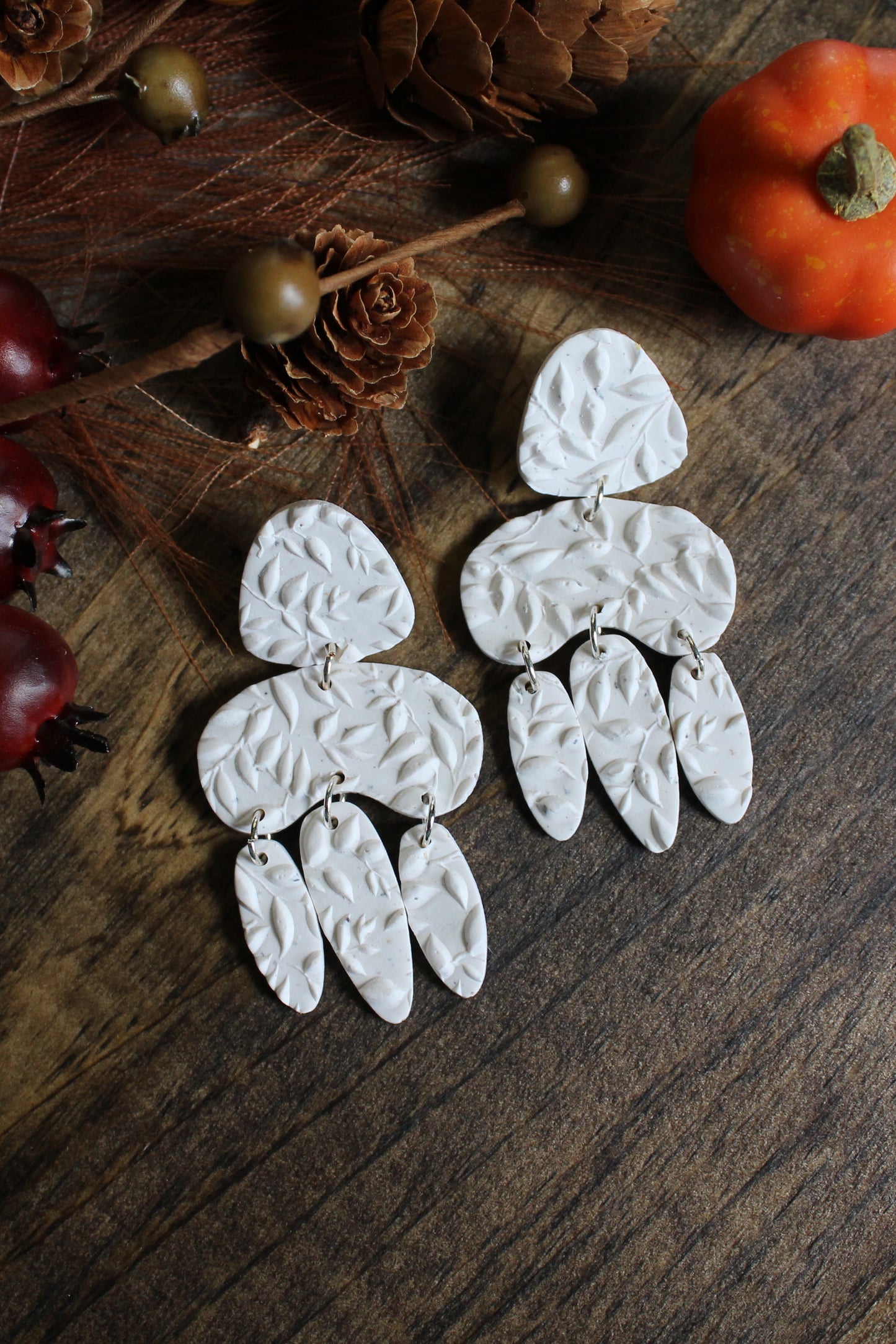 White Leafy Triple Dangle